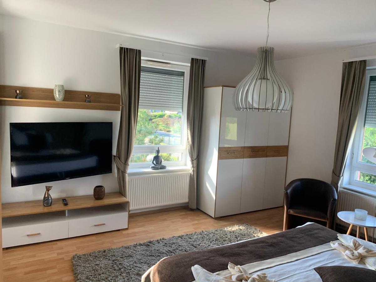 Chance Apartman Buekfuerdo Екстериор снимка
