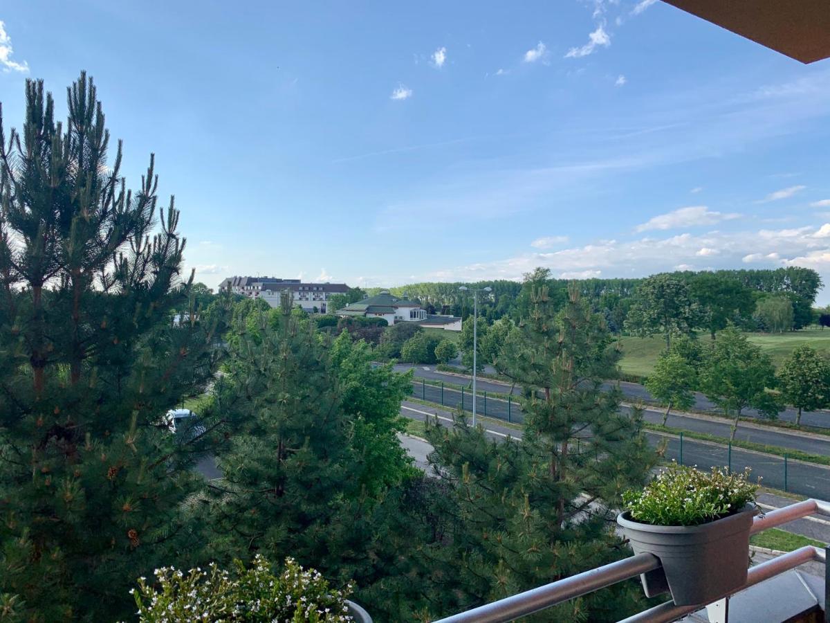 Chance Apartman Buekfuerdo Екстериор снимка