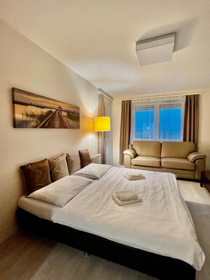 Chance Apartman Buekfuerdo Екстериор снимка