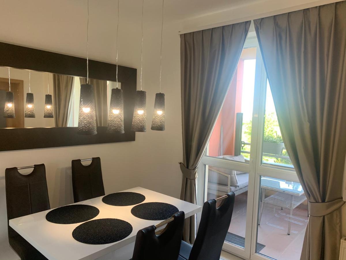 Chance Apartman Buekfuerdo Екстериор снимка