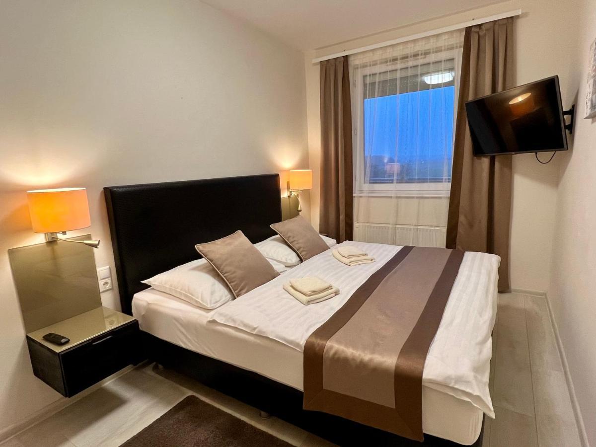 Chance Apartman Buekfuerdo Екстериор снимка