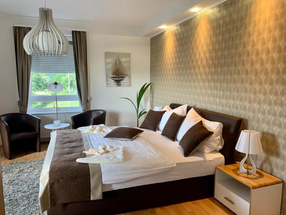 Chance Apartman Buekfuerdo Екстериор снимка