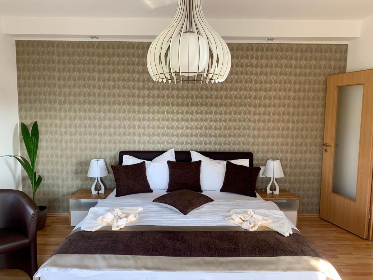 Chance Apartman Buekfuerdo Екстериор снимка