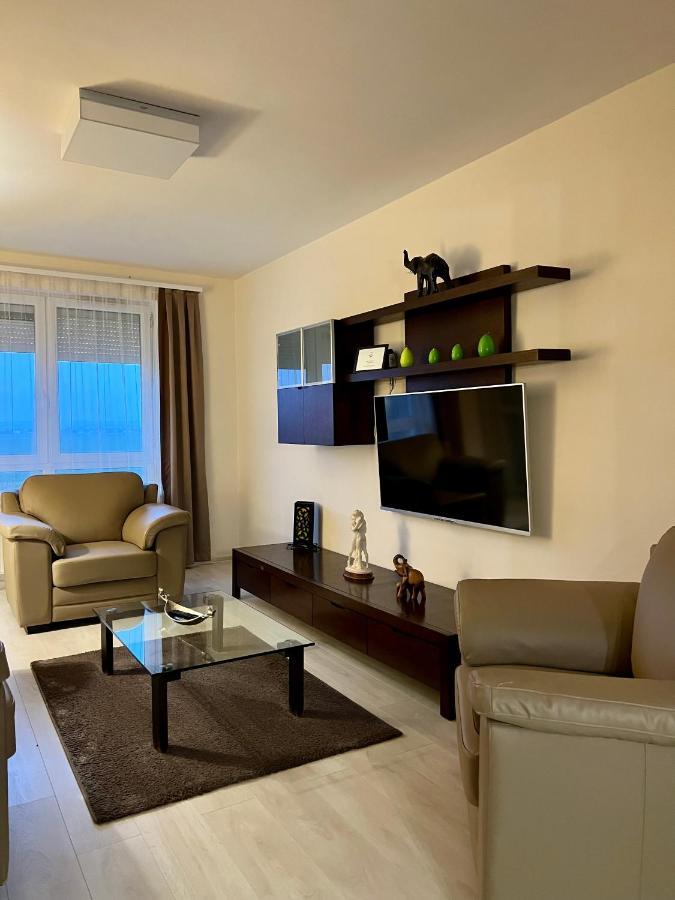 Chance Apartman Buekfuerdo Екстериор снимка