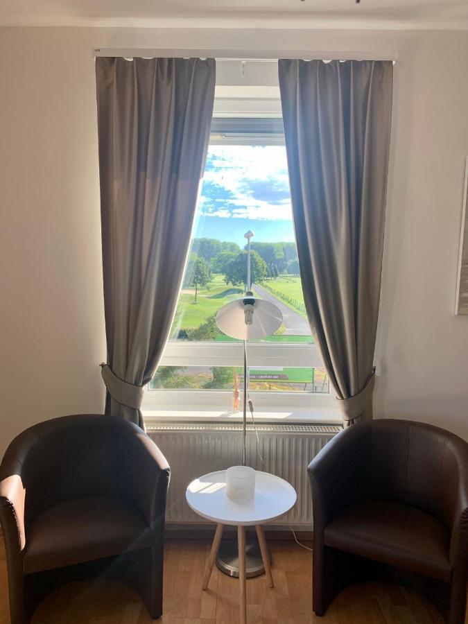 Chance Apartman Buekfuerdo Екстериор снимка